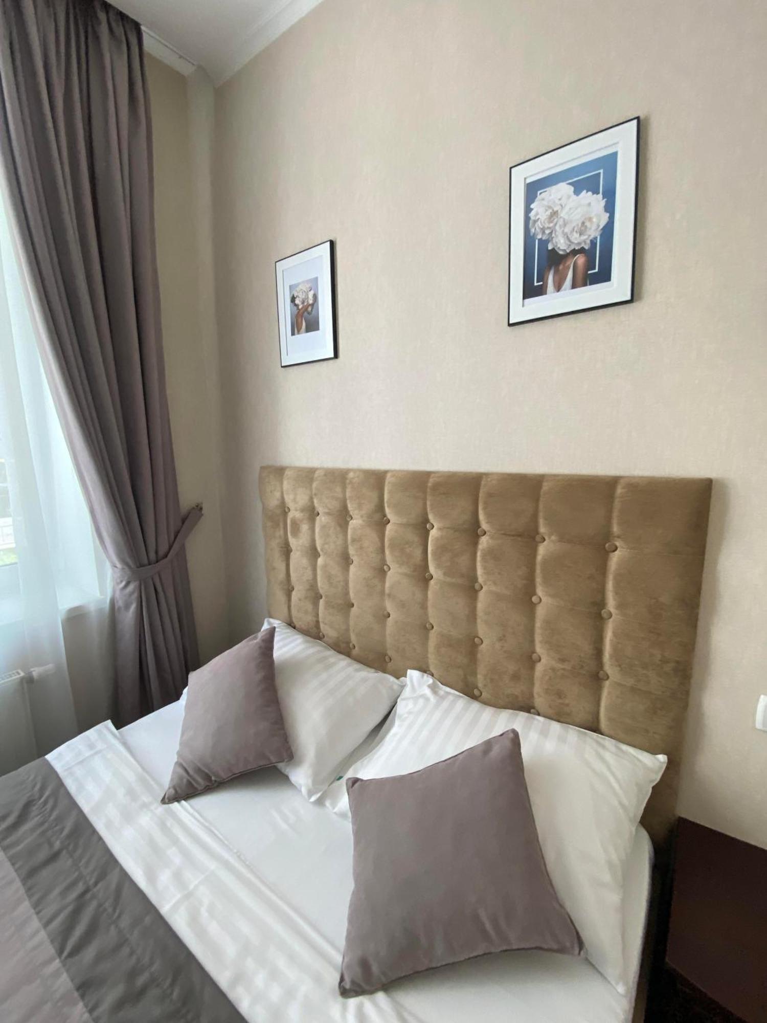 Grand Christer Hotel Kiev Eksteriør billede