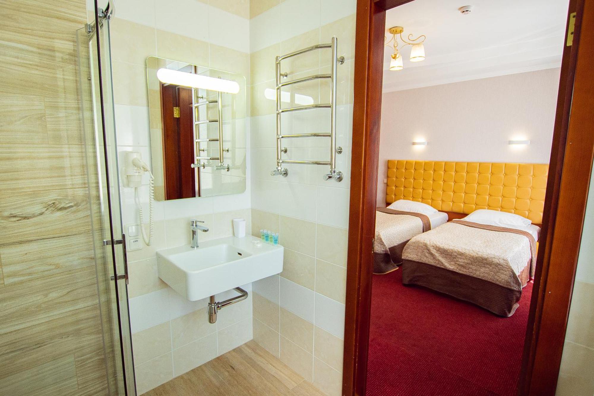 Grand Christer Hotel Kiev Værelse billede