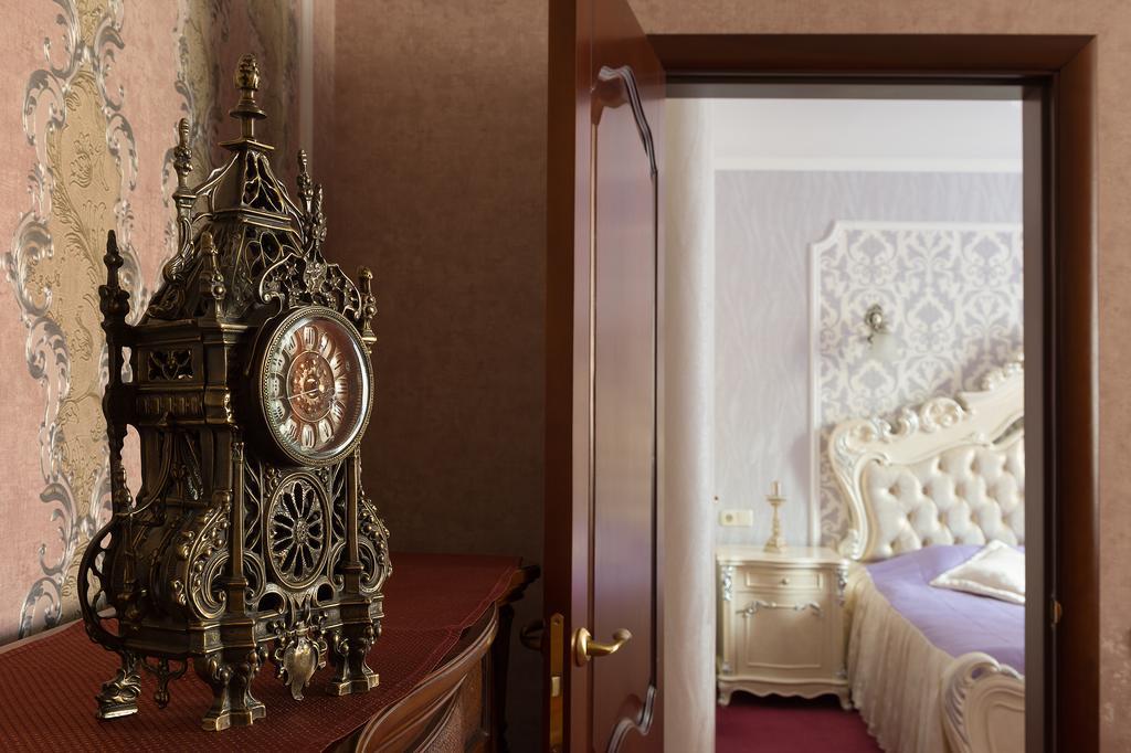 Grand Christer Hotel Kiev Eksteriør billede